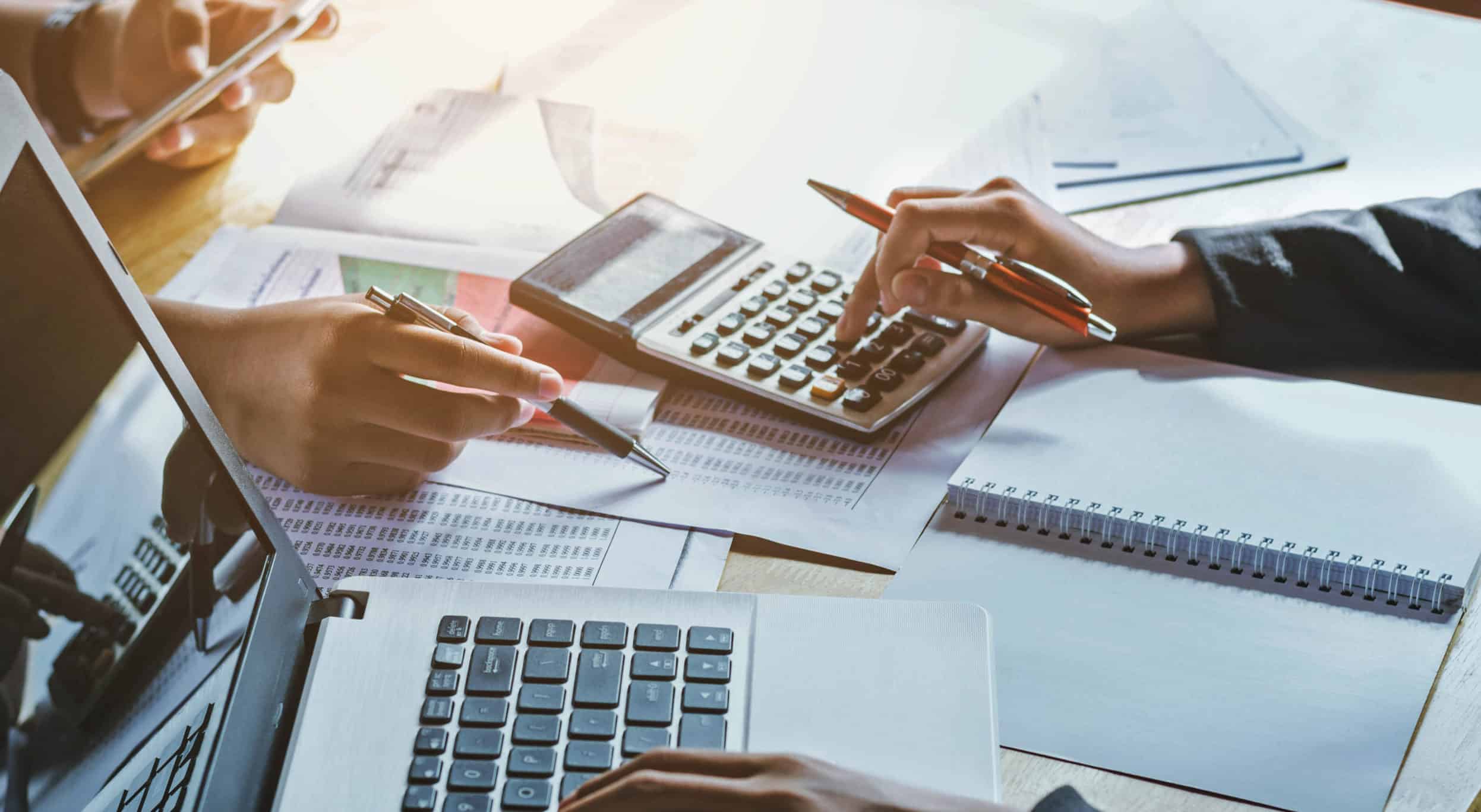 Accounting for Breakage